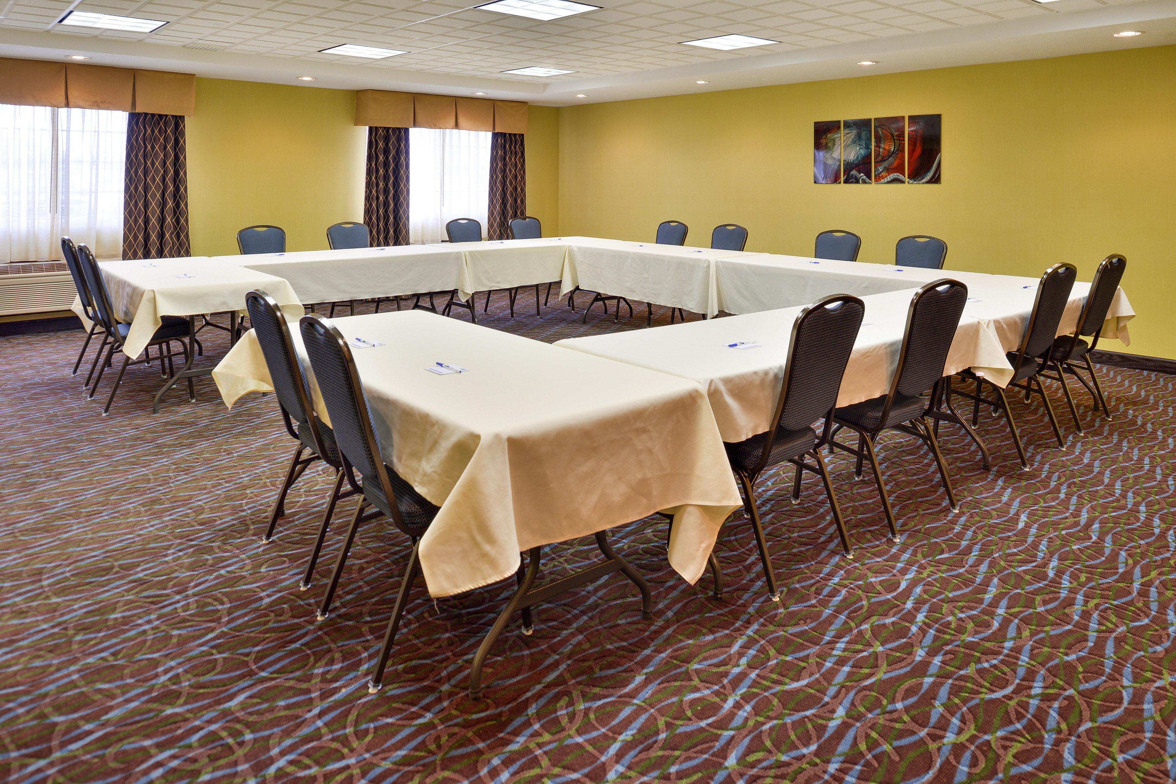 Holiday Inn Express Hotel & Suites Charlotte By Ihg Экстерьер фото